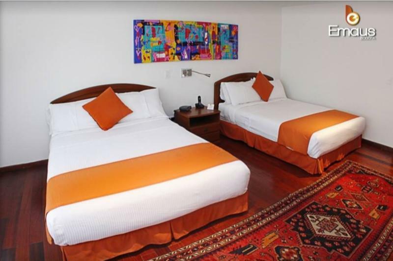 Hotel Emaus Bogotá Exterior foto